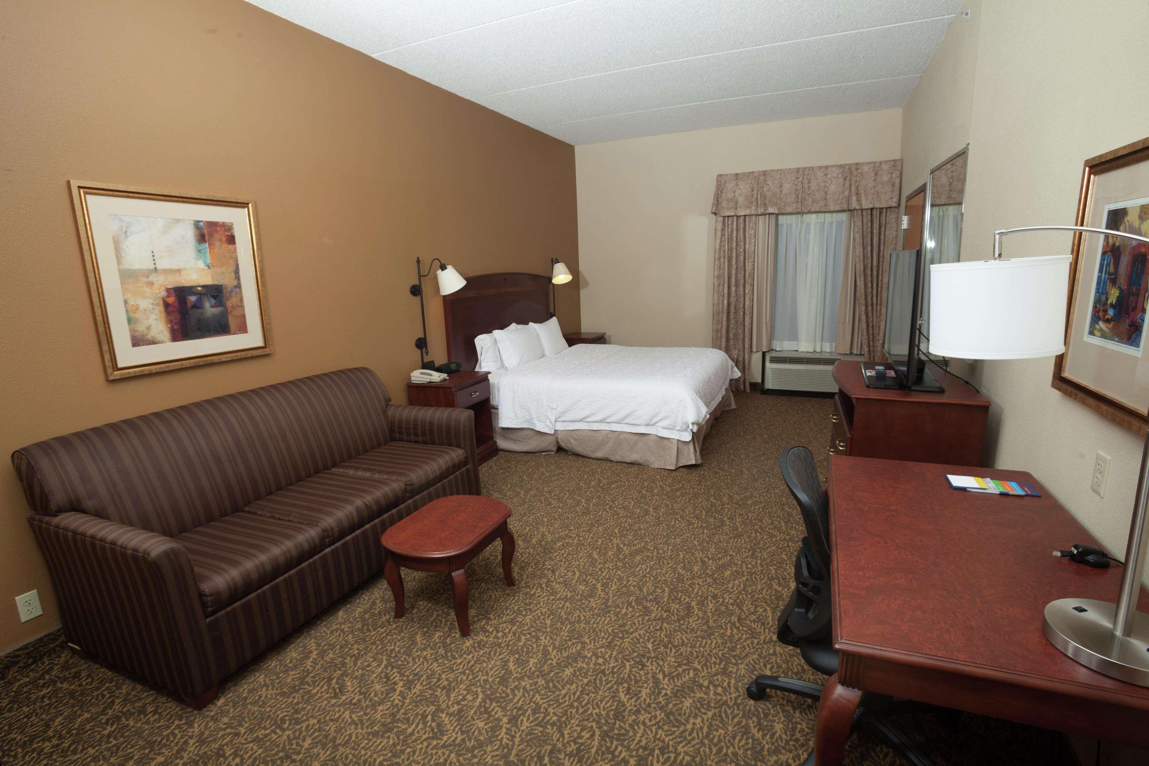 Hampton Inn Oneonta Exterior photo