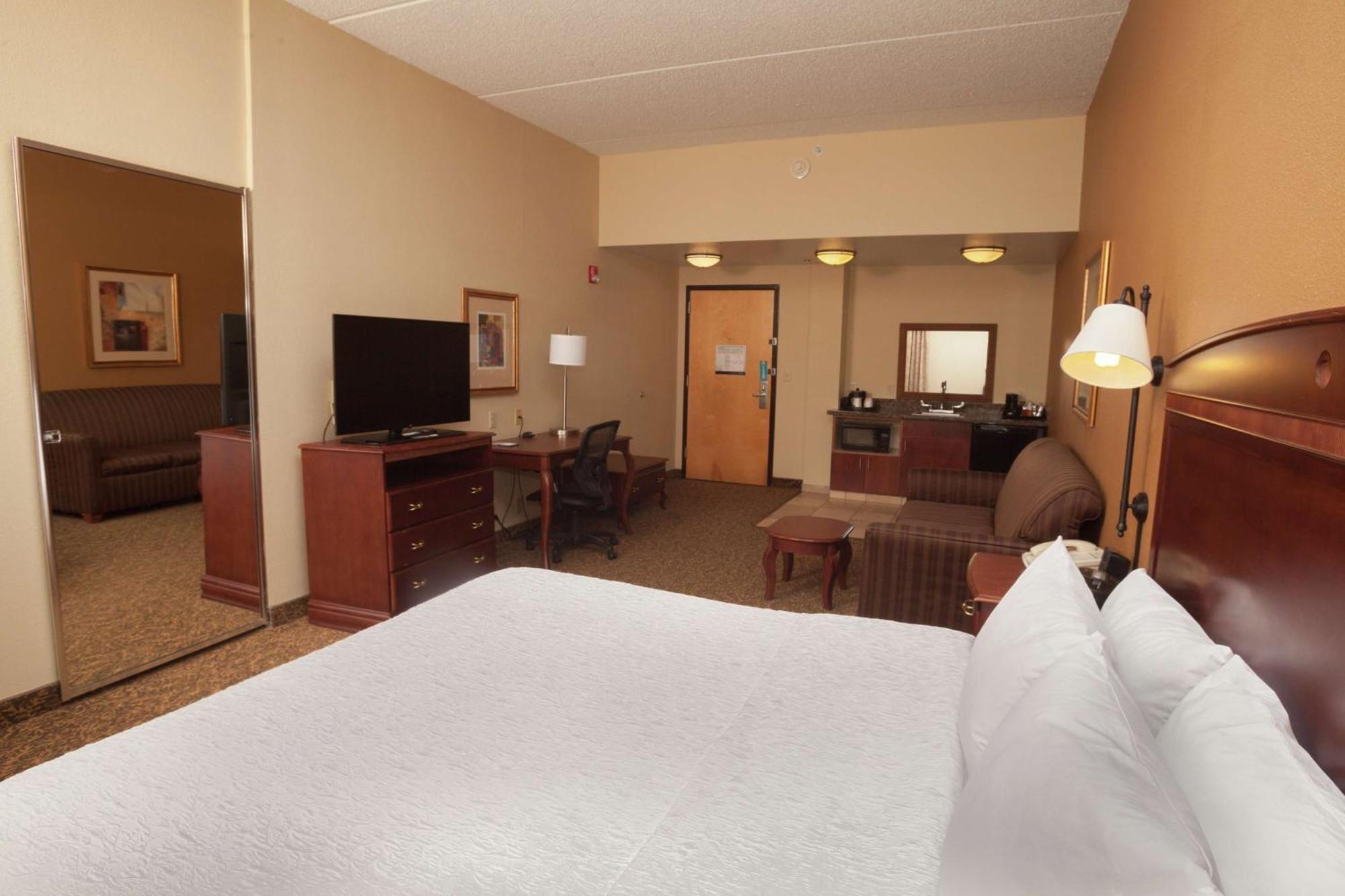 Hampton Inn Oneonta Exterior photo